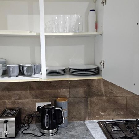 Luxury 2 Bedrooms Flat Leytonstone Лондон Экстерьер фото