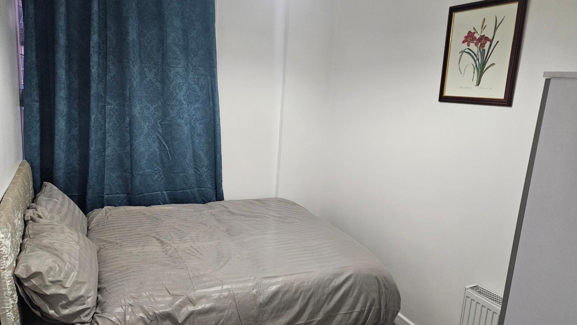 Luxury 2 Bedrooms Flat Leytonstone Лондон Экстерьер фото